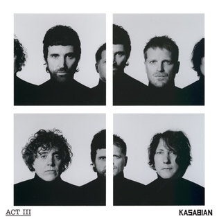 Pochette de l'album Act III de Kasabian : quatre portraits en noir et blanc des membres du groupe