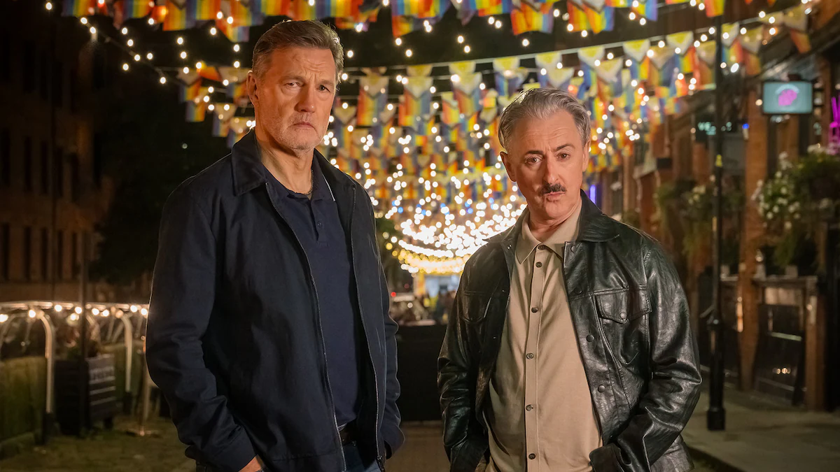 Alan Cumming et David Morrissey dans la mini-série Tip Toe, sur Canal Street à Manchester