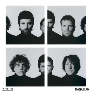 Pochette de l'album Act III de Kasabian : quatre portraits en noir et blanc des membres du groupe